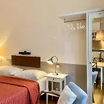 Bed and Breakfast Roome 4*
